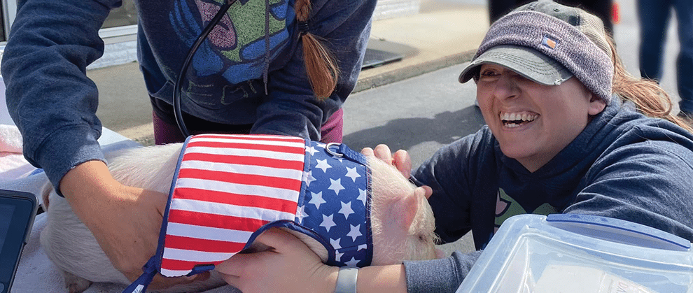 A Call to Action: Lexi Dickens on Mobile Veterinary Care, Mentoring, and Leadership - Featured Image
